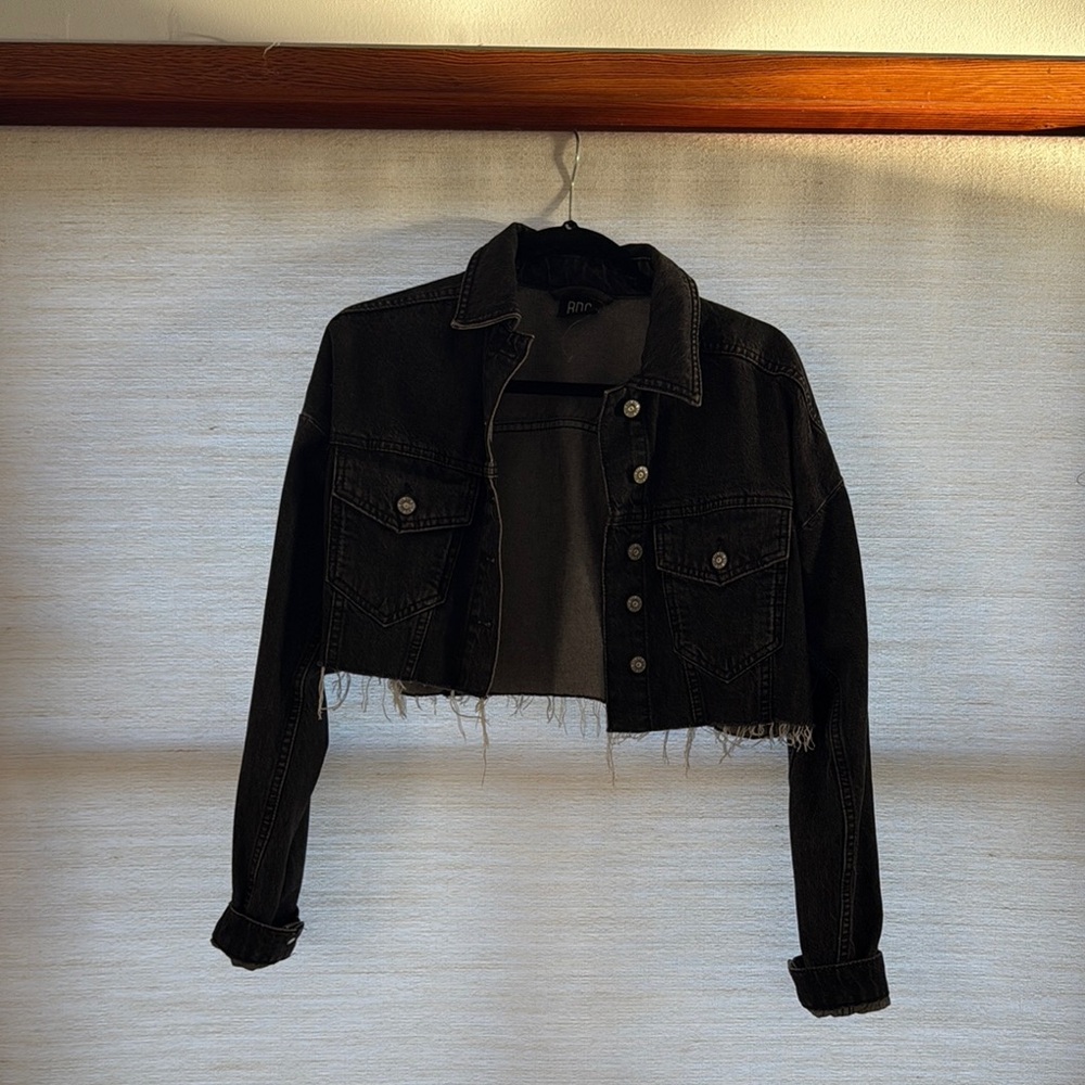 Black Cropped Denim Jacket